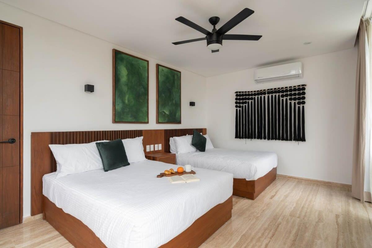 Luxury 4br With 3 Pools & Paddle Court, Karanda Villa Tulum