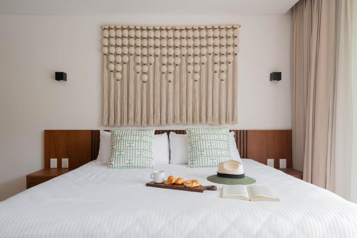 Villa Luxury 4br With 3 Pools & Paddle Court, Karanda Tulum