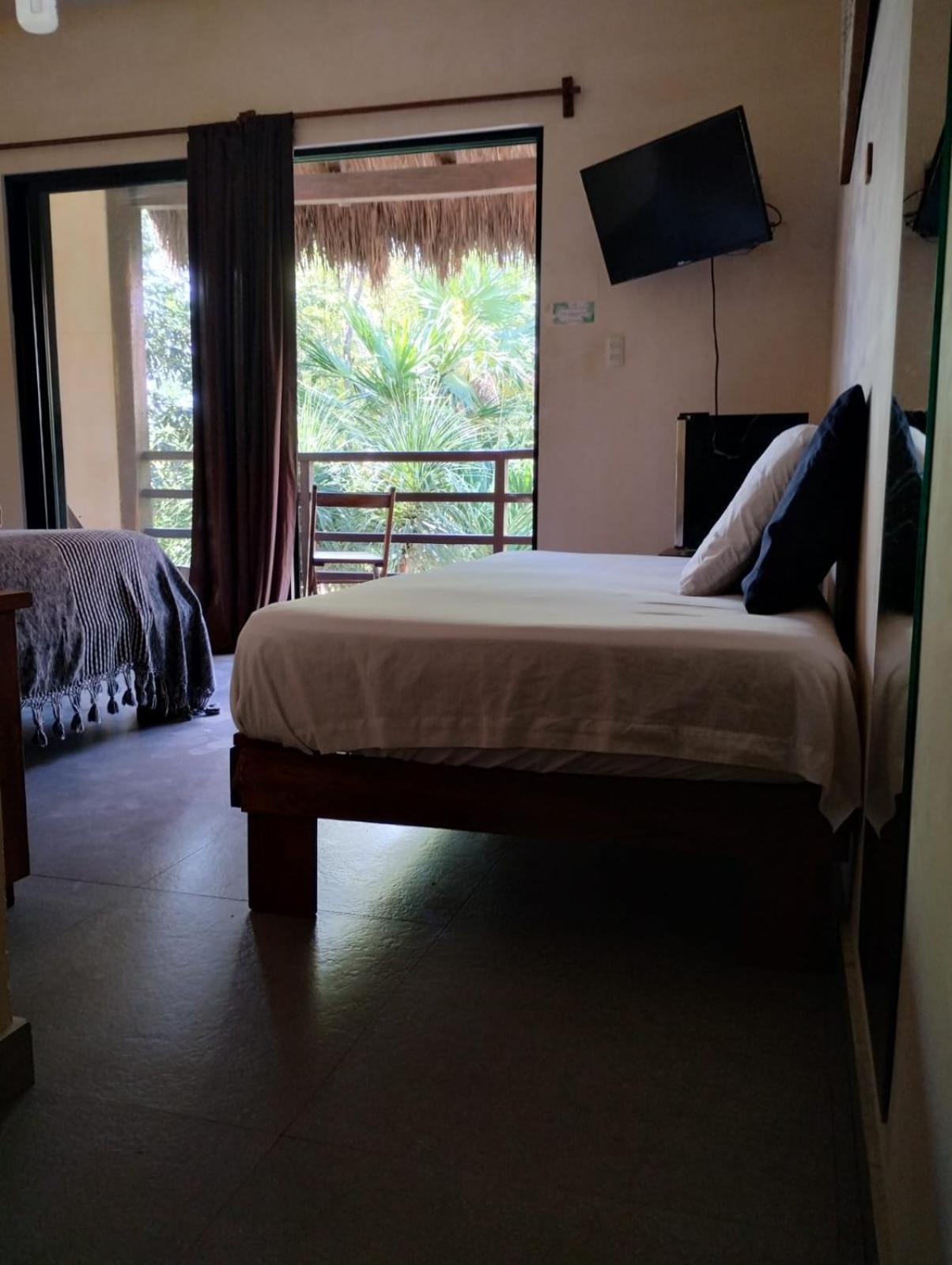 Hotel Uolis Nah 3*
