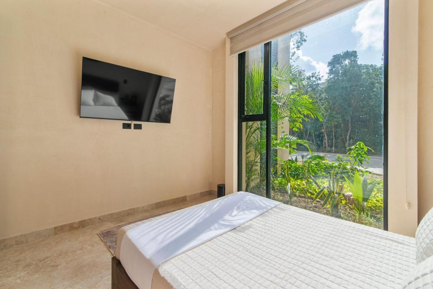 Boho Ground Floor Retreat Pool Near Apartamento *