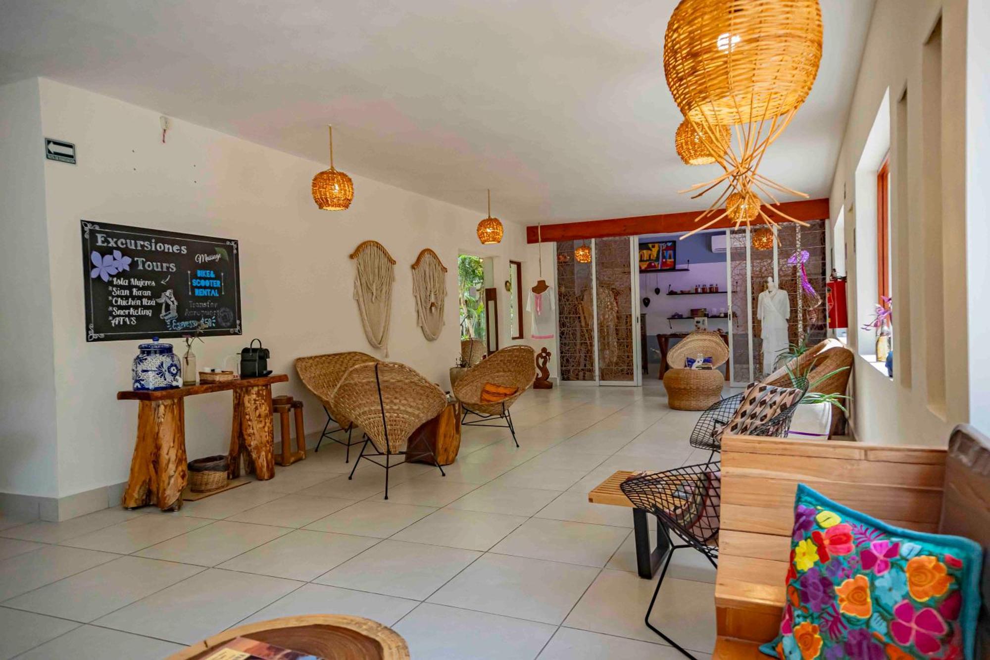 Niik Hotel 4*