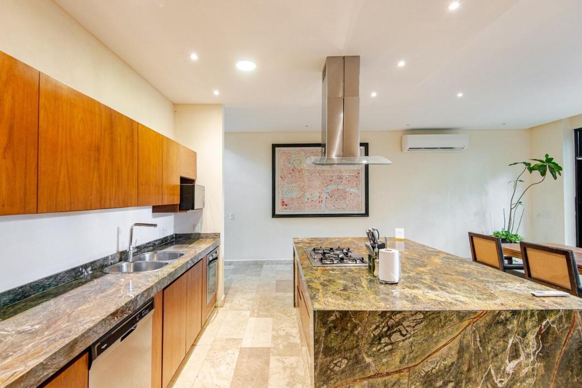 Villa Enjoy Nature At With 100 Year Old Tree, Private Pool & Concierge Service Tulum