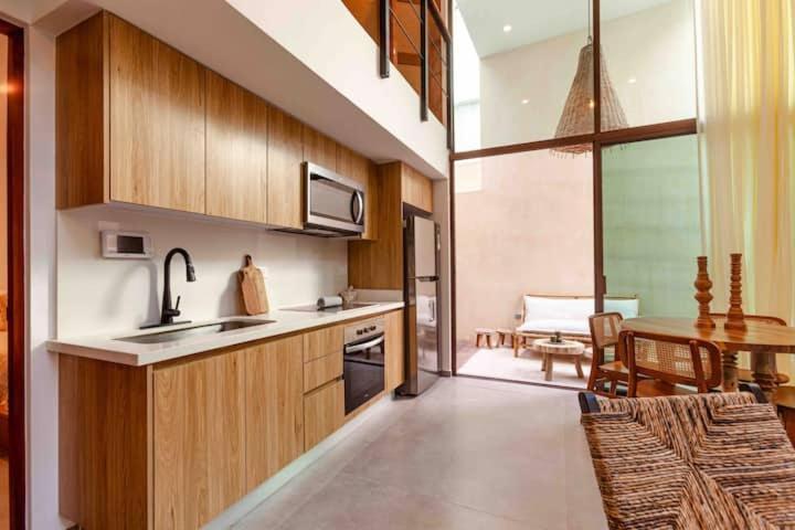 Azalea - New Construction 101 Duplex 2 Bedroom Private Pool Holiday home