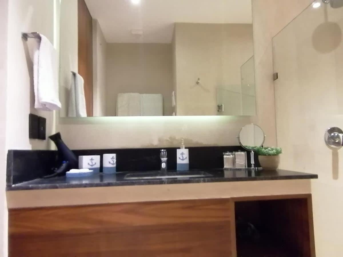 King Bed Cool Pool Hammock Gym Wifi Hyde Apartamento