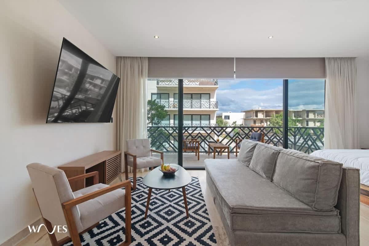 Apartamento Spacious Loft With Balcony Near Zone Palais By Waves
