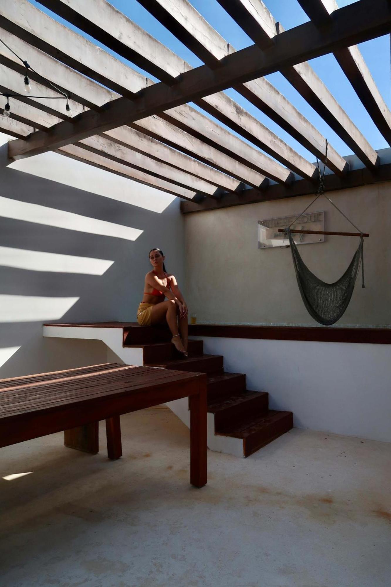 Luxury 4br With 3 Pools & Paddle Court, Karanda