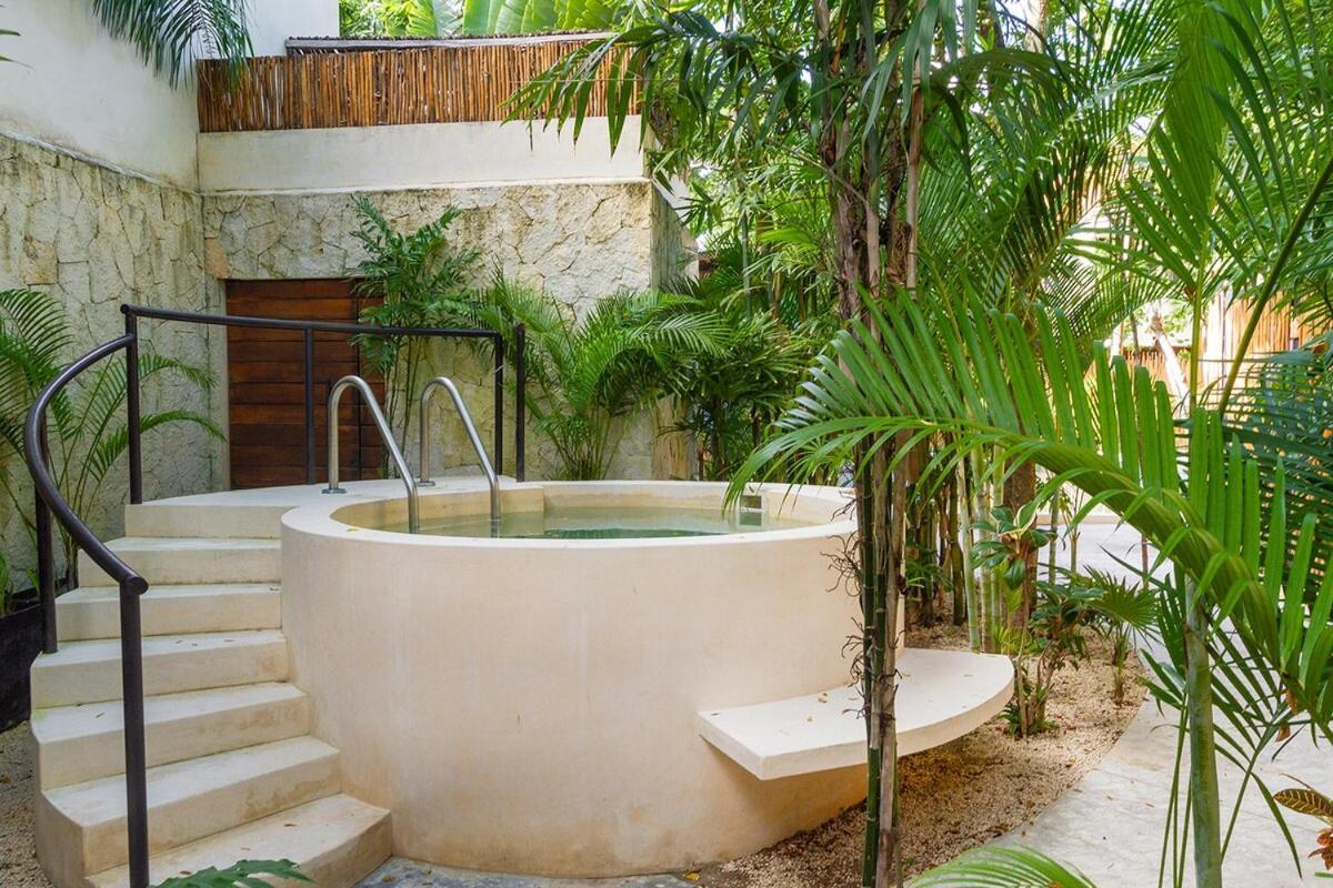 Boho Chic & Pool *