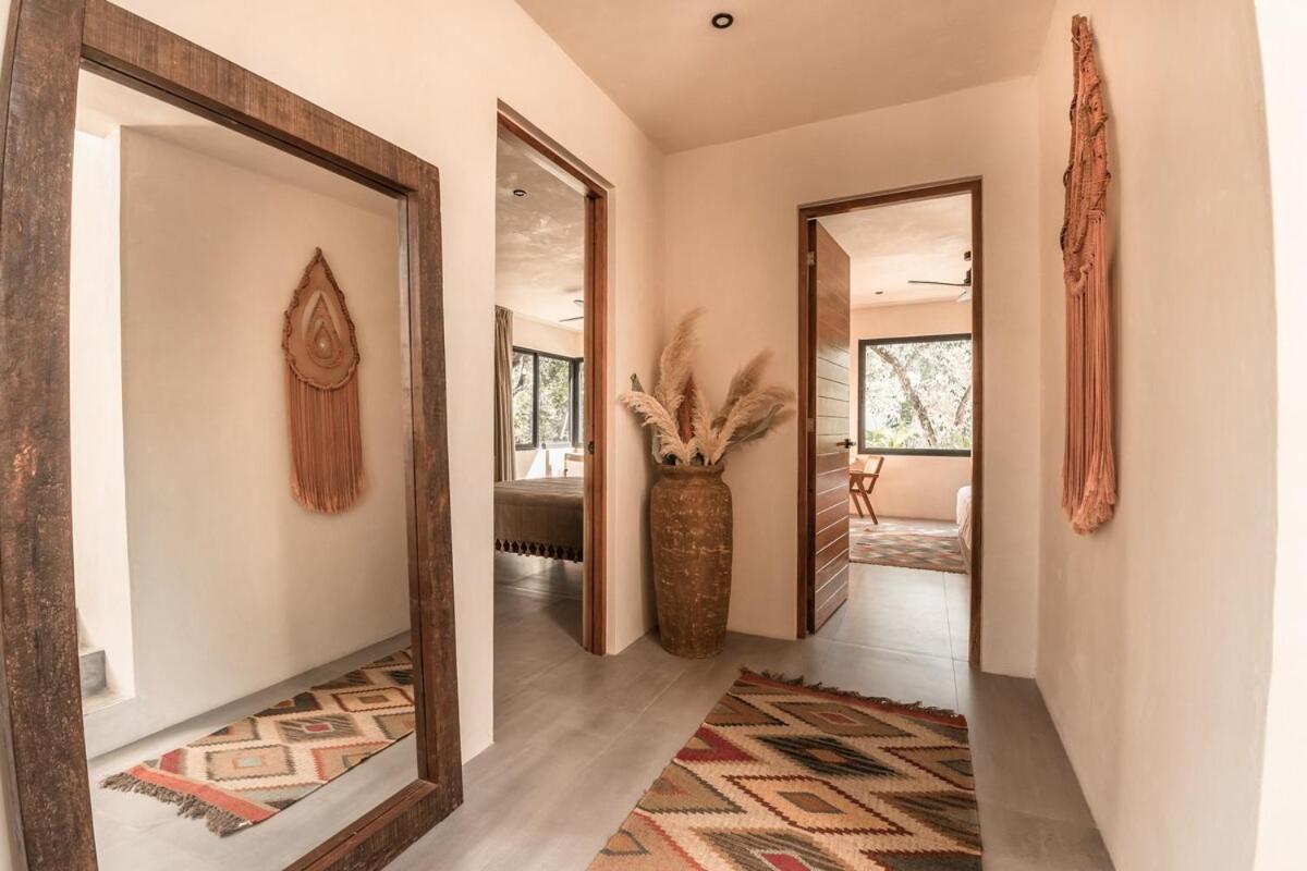 Villa With 2 Pools With Security Guard For 10 Guests *