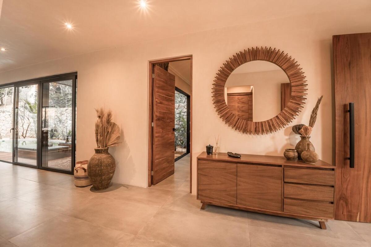 Villa With 2 Pools With Security Guard For 10 Guests Tulum