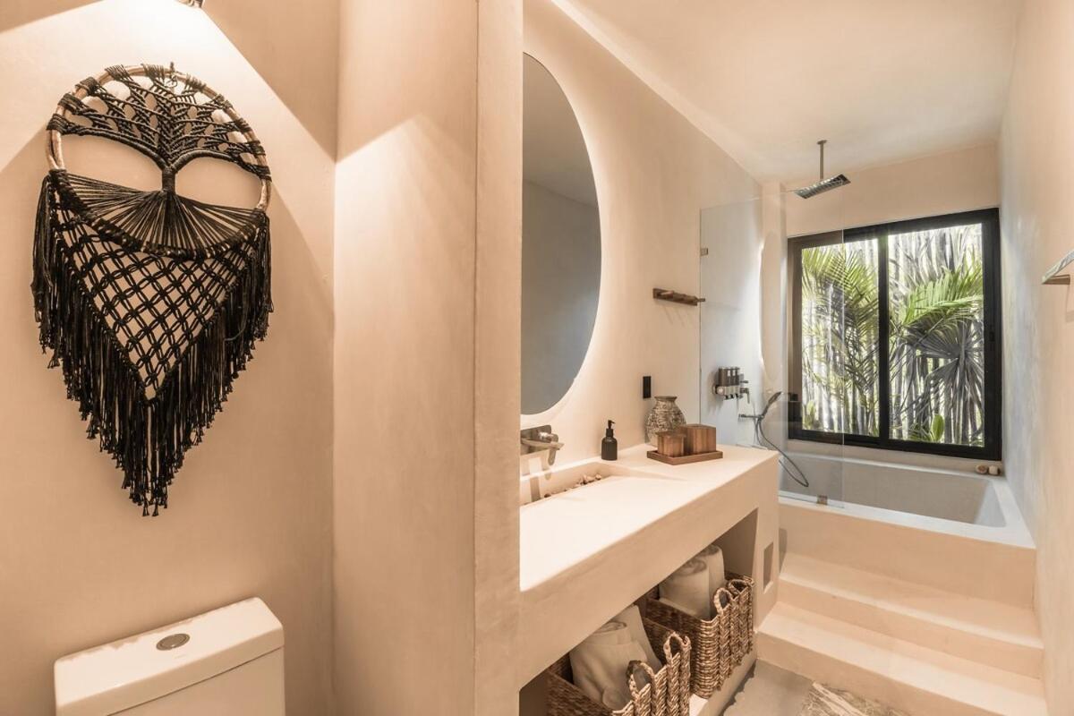 With 2 Pools With Security Guard For 10 Guests Villa