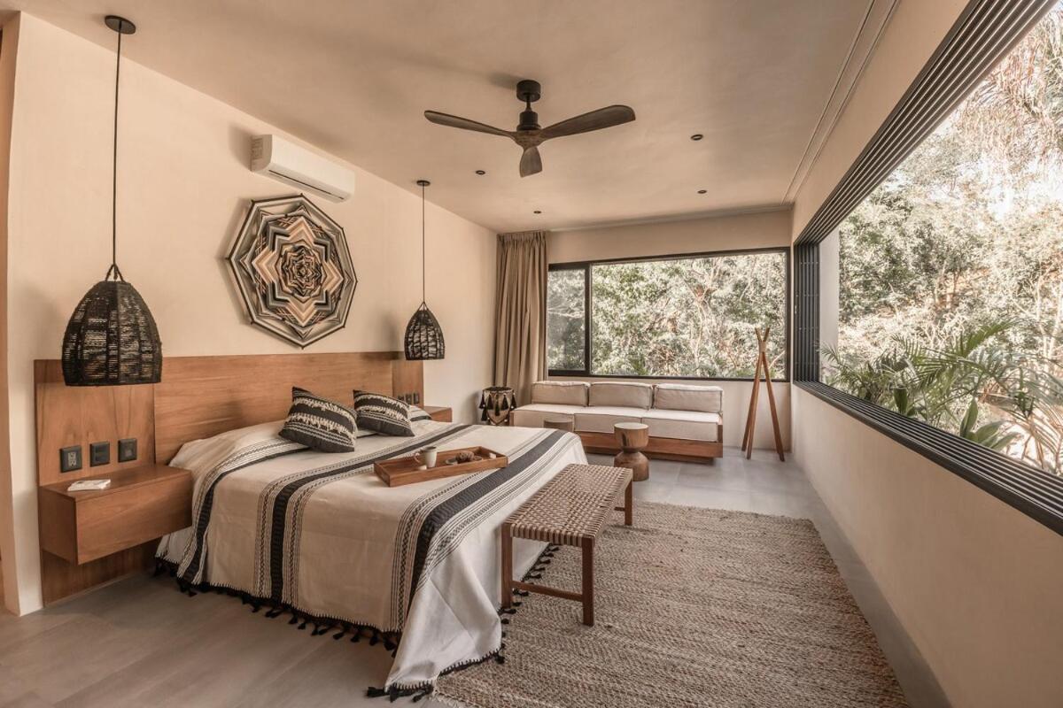 With 2 Pools With Security Guard For 10 Guests *