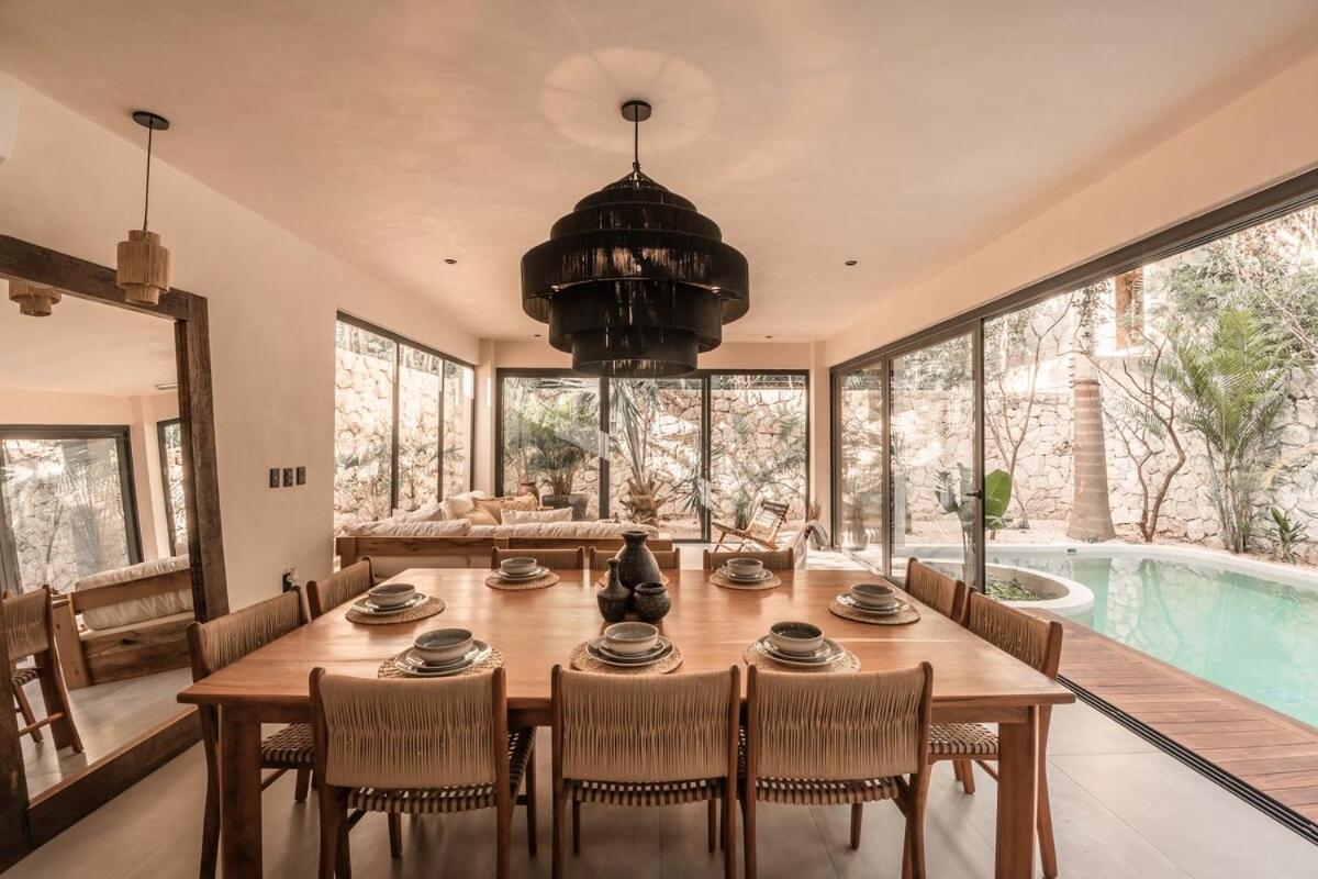 Villa With 2 Pools With Security Guard For 10 Guests *