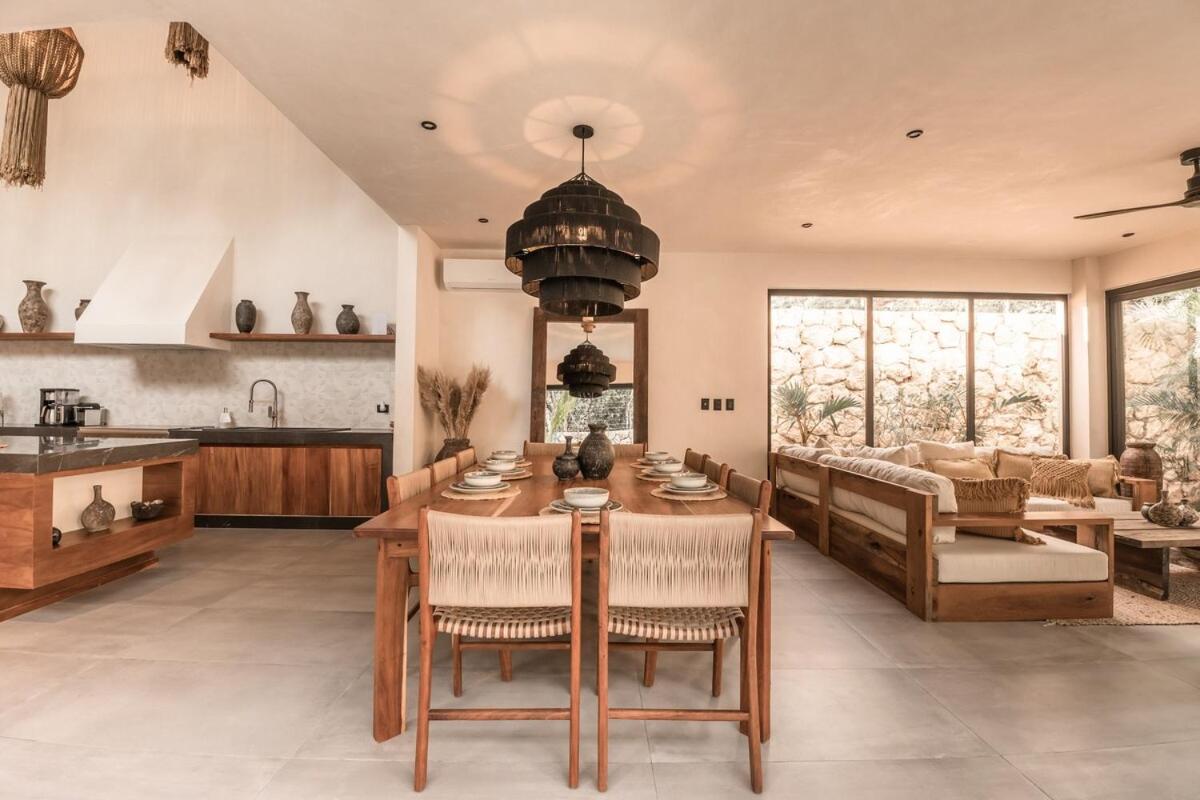 Villa With 2 Pools With Security Guard For 10 Guests Tulum