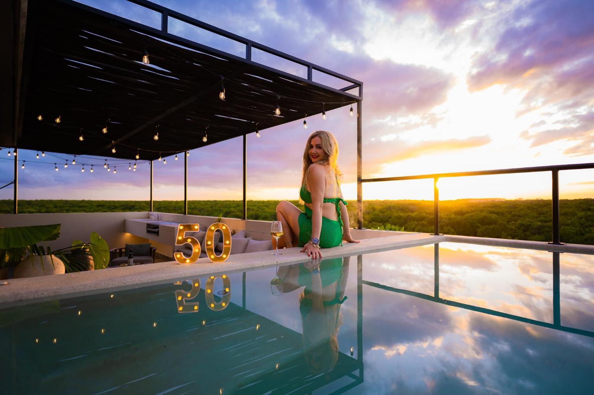 Apartamento Jungle Sunset Penthouse In With Private Pool, 5 Min From