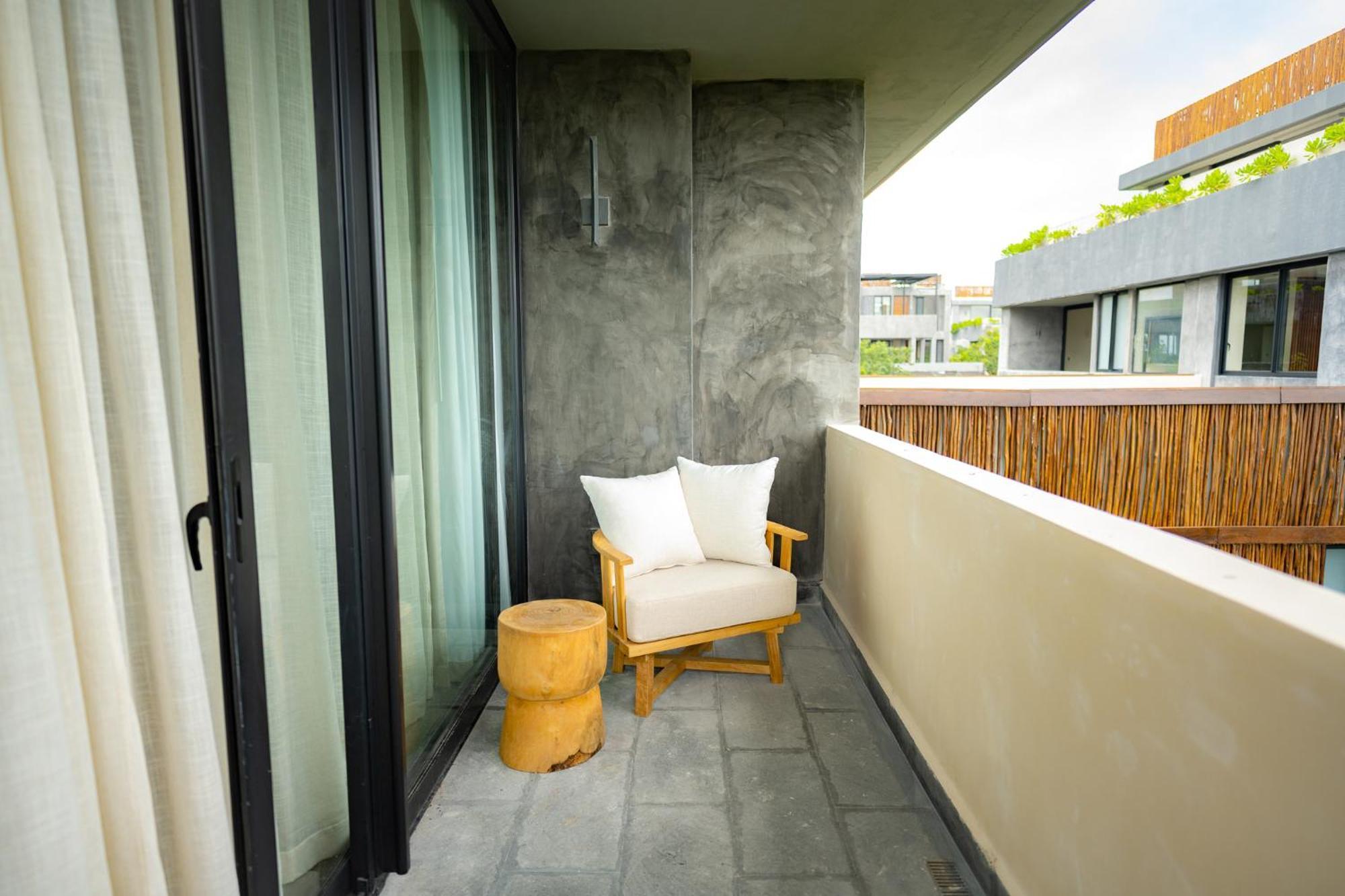 Jungle Sunset Penthouse In With Private Pool, 5 Min From