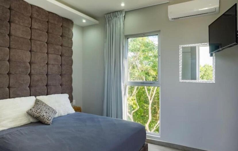 Villa Tulum, 6 Bedrooms In Paradise