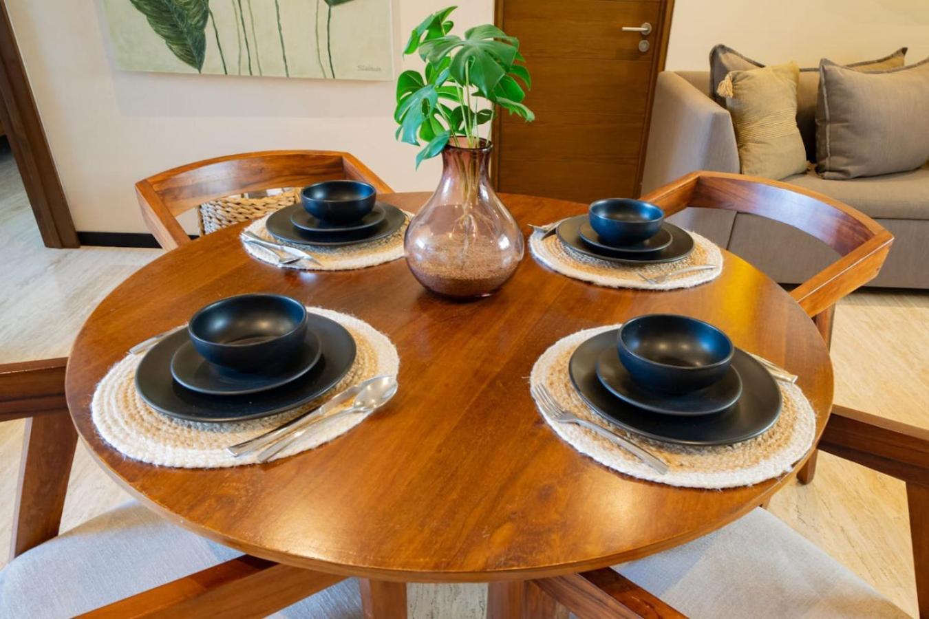 Ophelia Luxury 1 Bedroom *