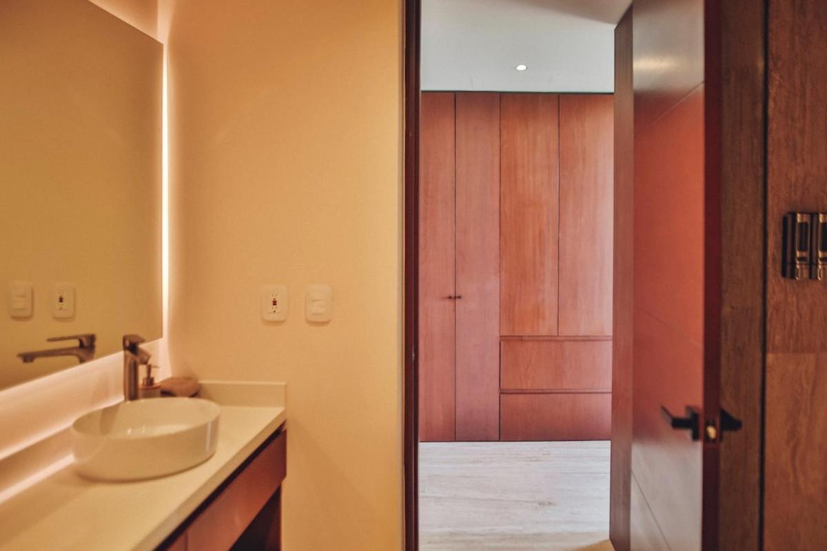 Lux Free Shuttle,gym,private Pool Apartment Tulum