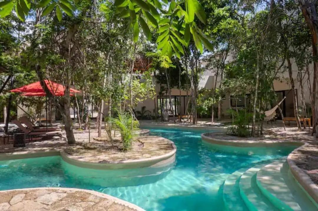 Jungle Jacuzzi Apartamento *