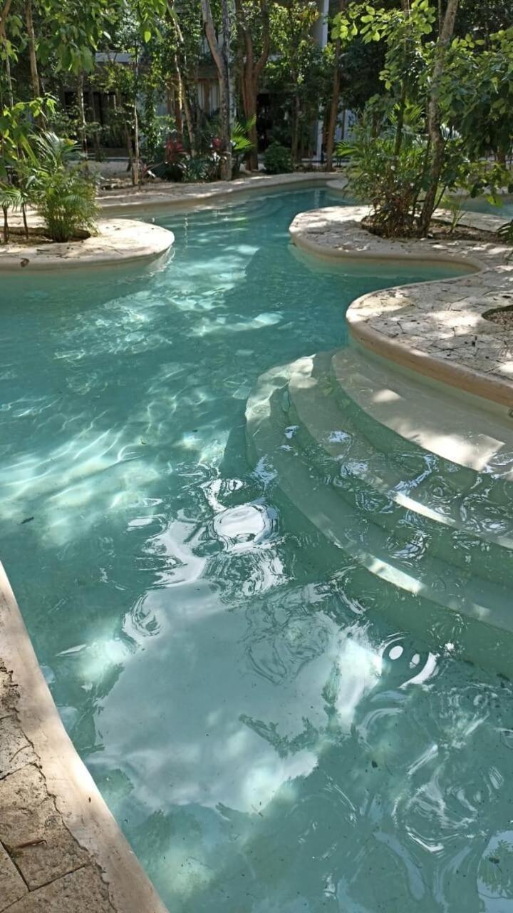 Jungle Jacuzzi Tulum