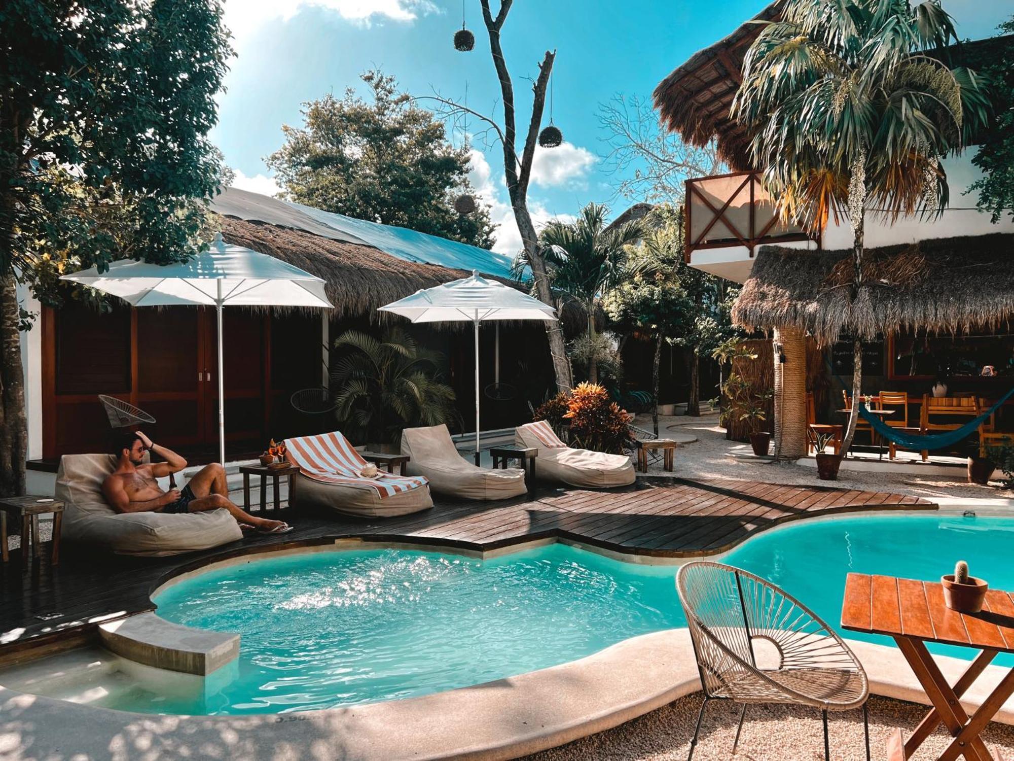 Mimosa Hostal