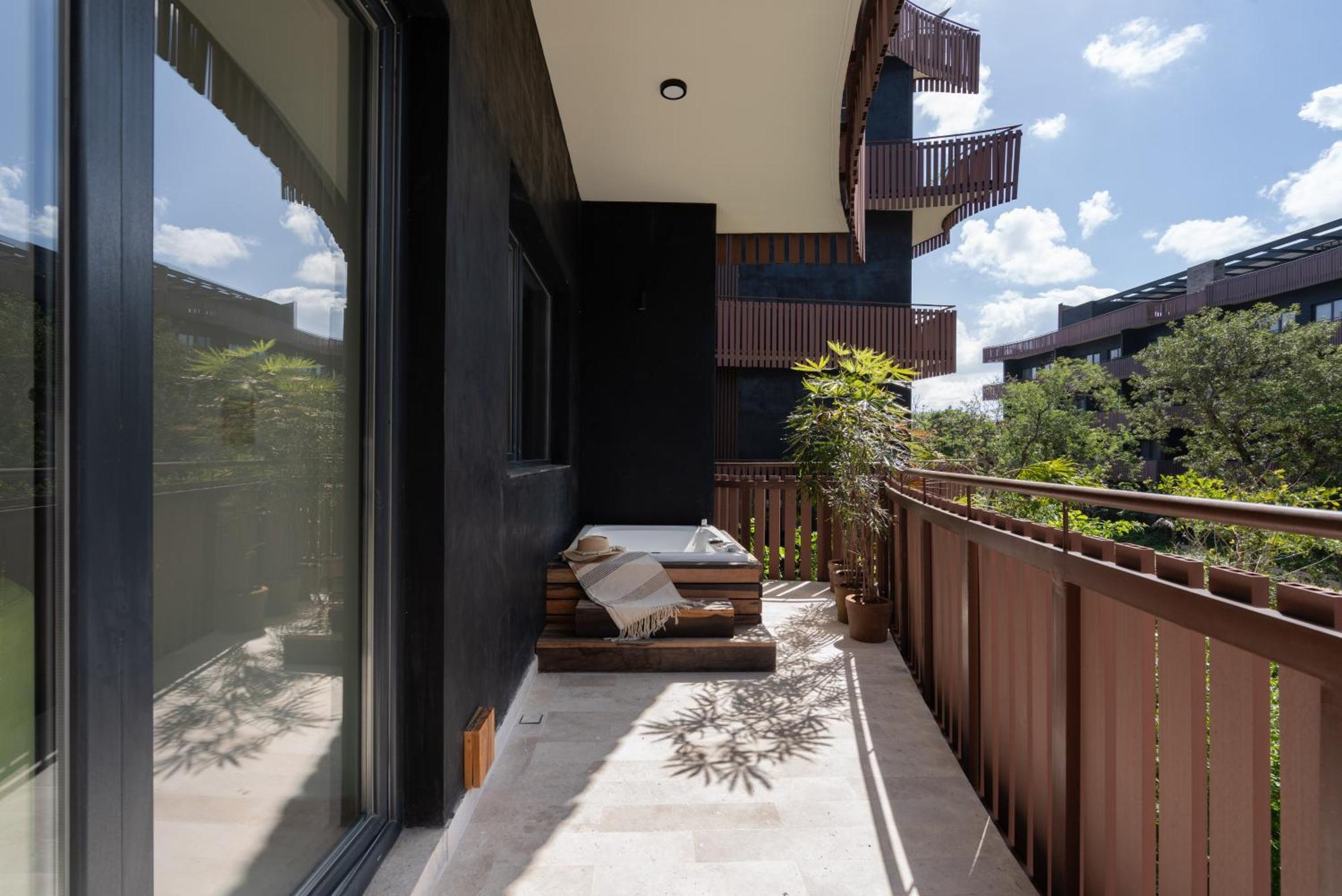 Amira District Apartment *