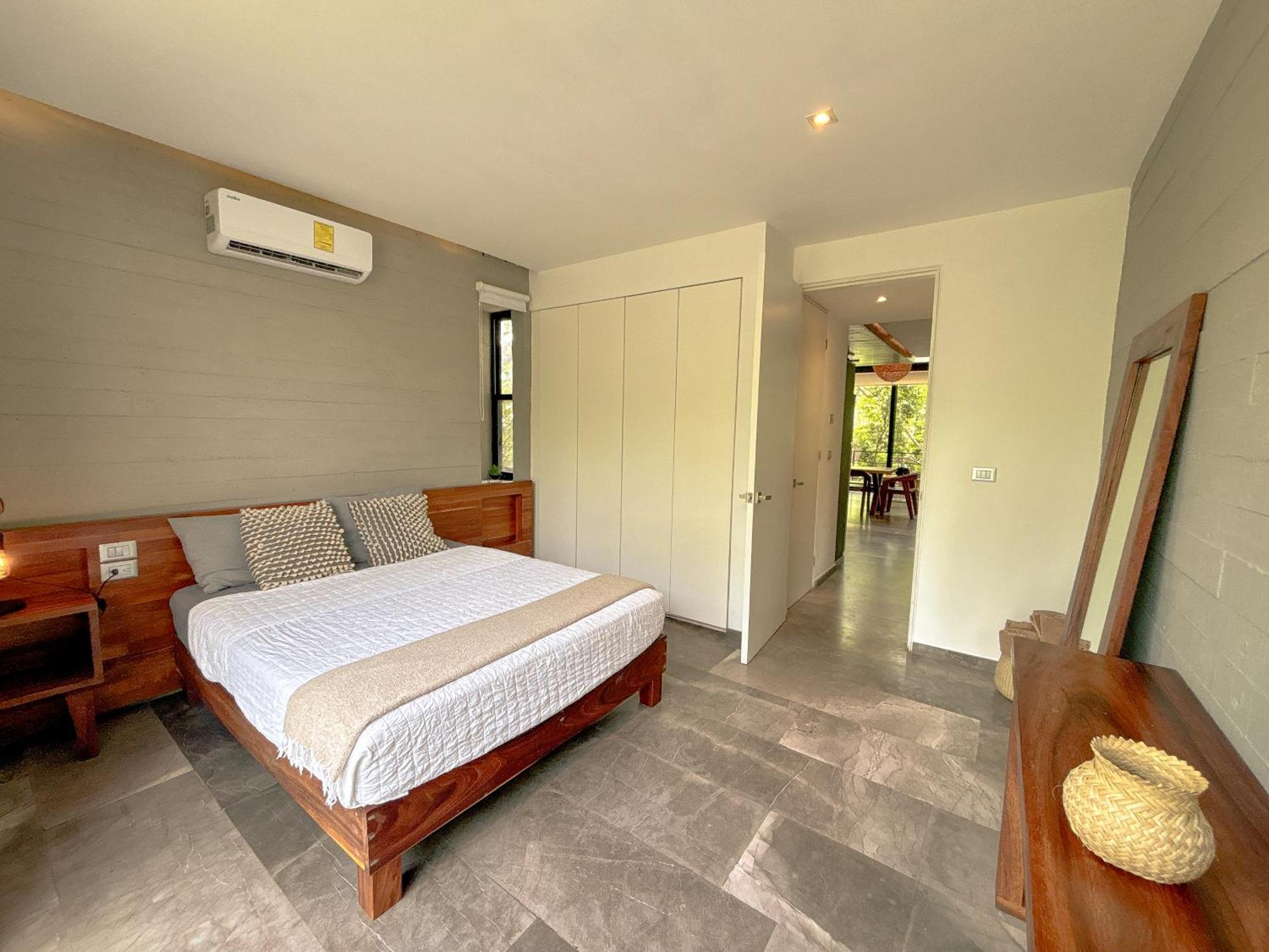Luxury Penthouse Three-stories At Madara Apartamento