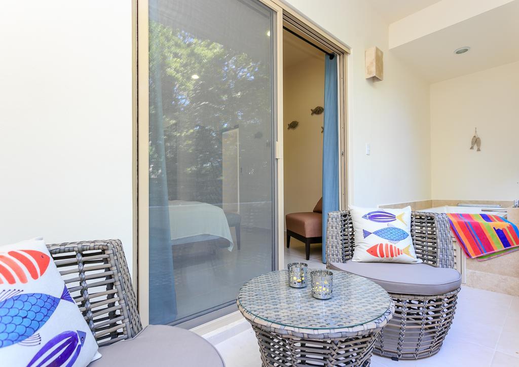 Complex With An Alluring Pool & Tropical Vibes By Stella Rentals! Apartamento *