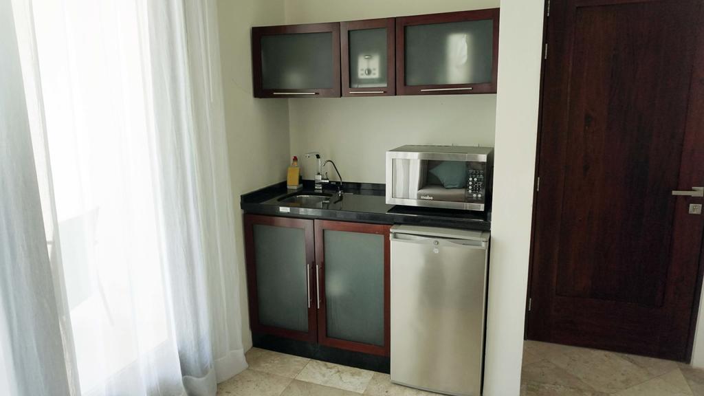 Intima Adults Only 3*
