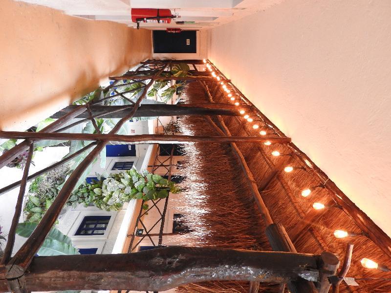 Hotel Luna Maya