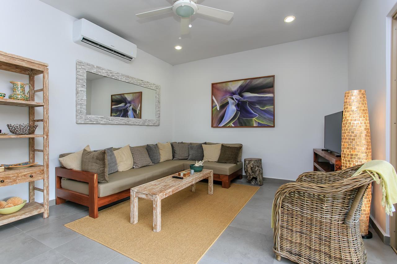 Complex With An Alluring Pool & Tropical Vibes By Stella Rentals! Apartamento *