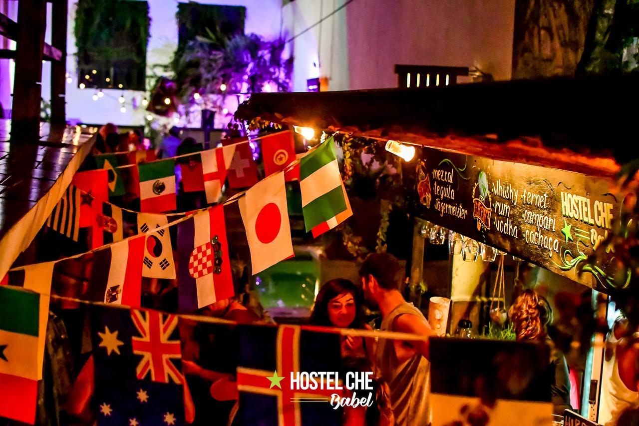 Babel Hostal *