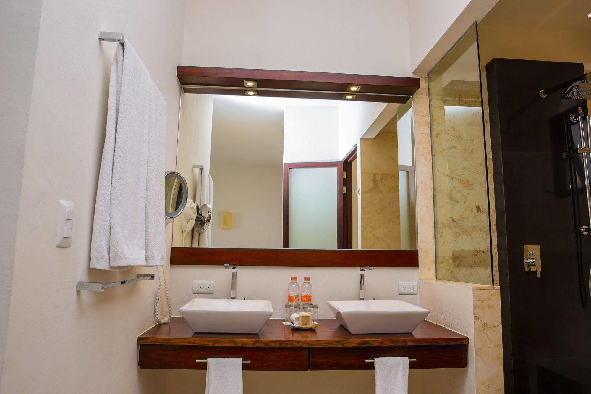 Intima Adults Only Tulum