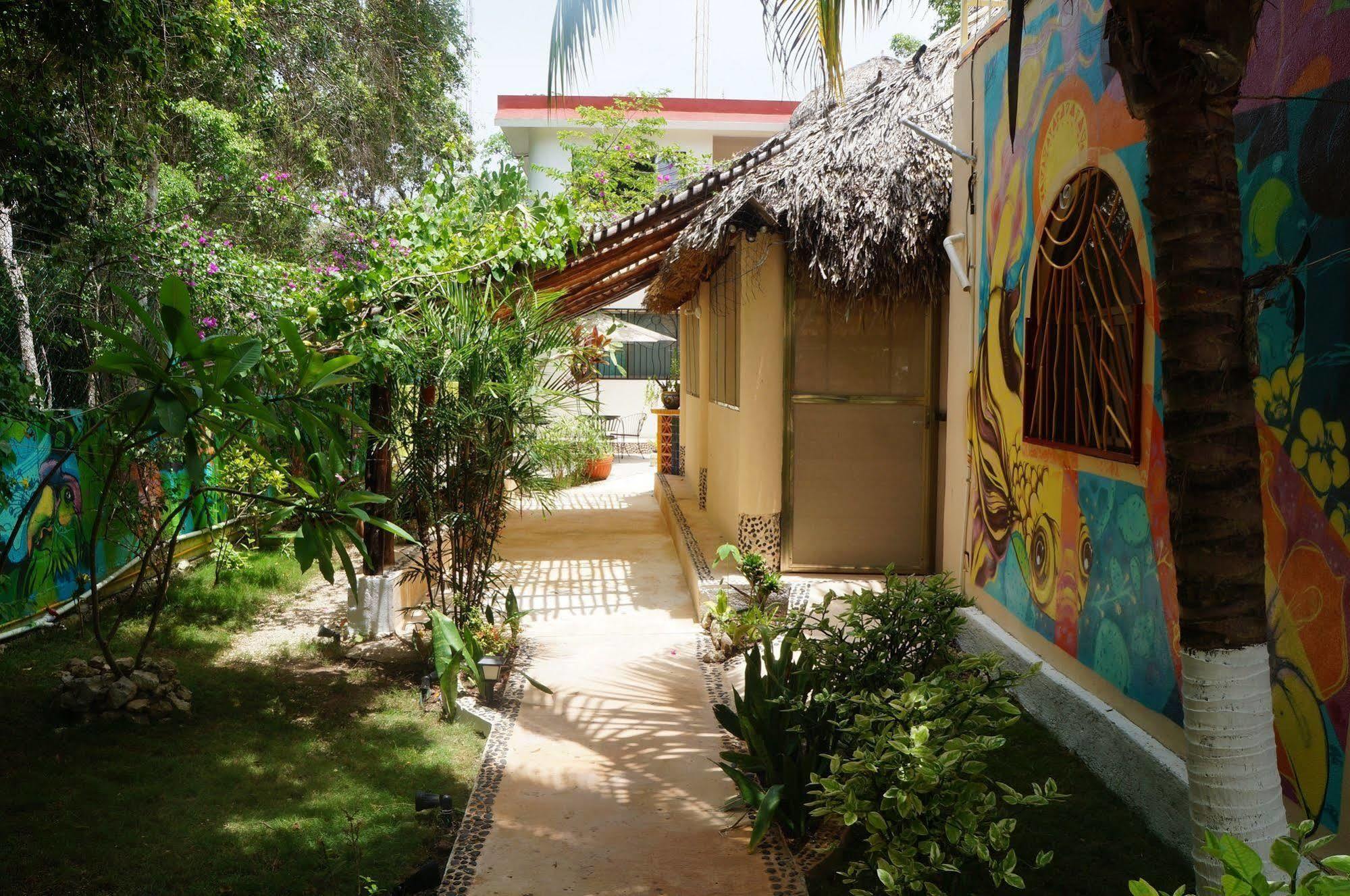Zenaliza 3* Tulum