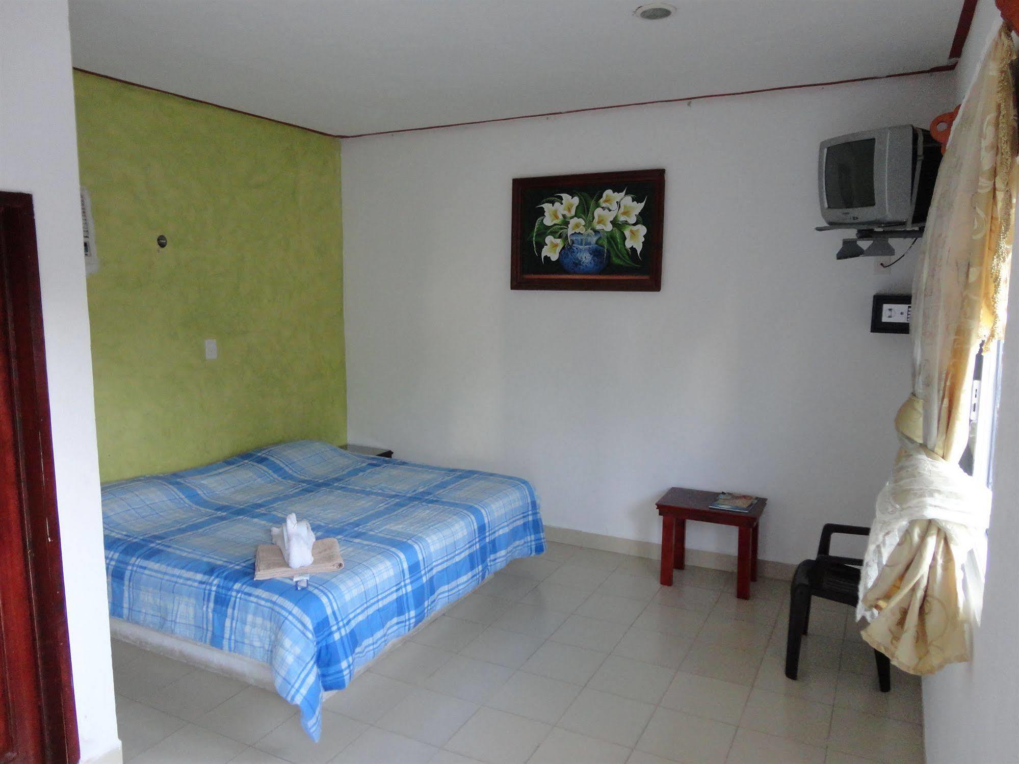 Oyo Palma Real Hotel