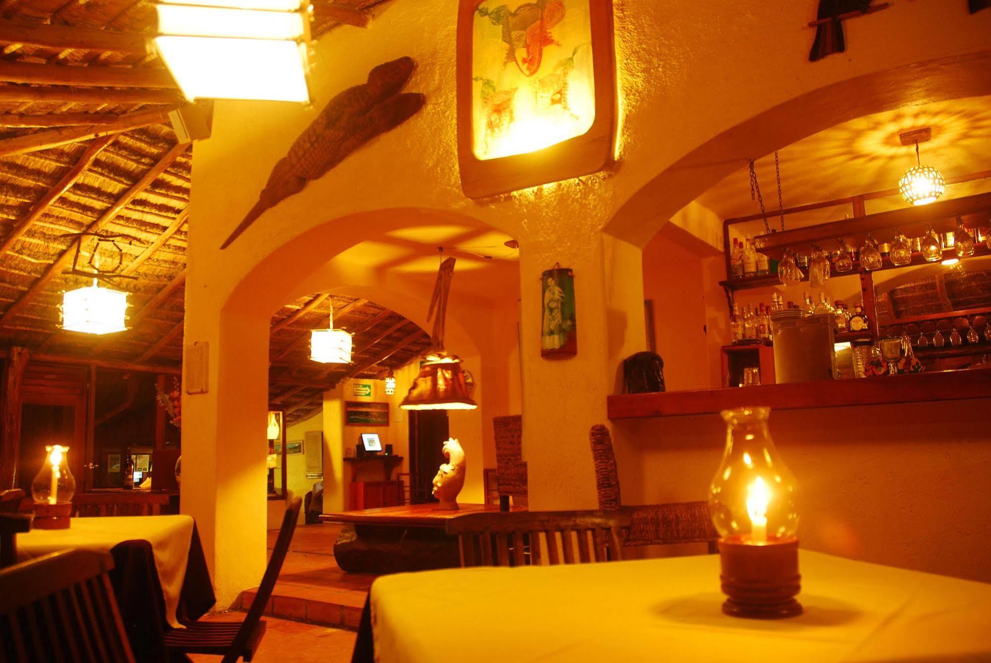 Hotel Piedra Escondida 3*