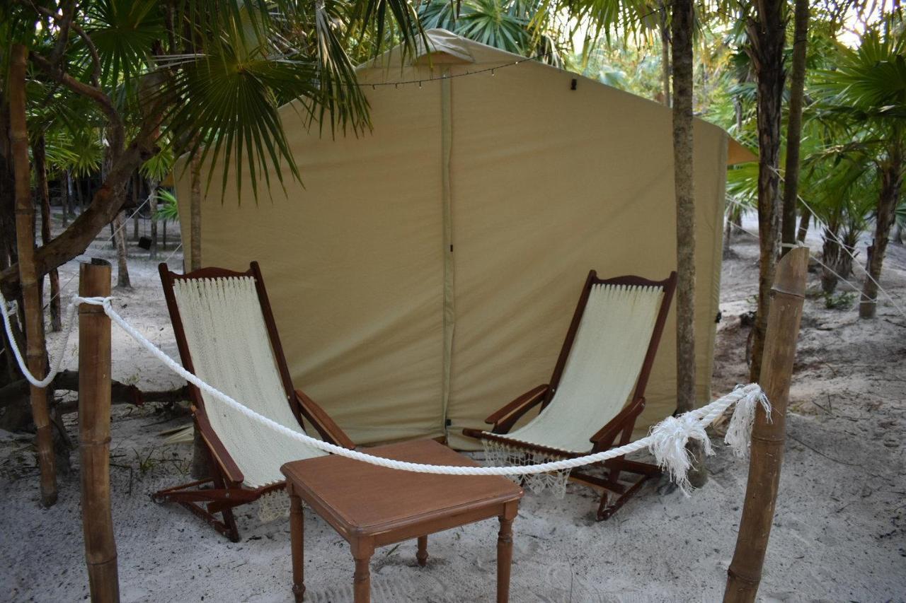 Uma Oceanfront Hotel