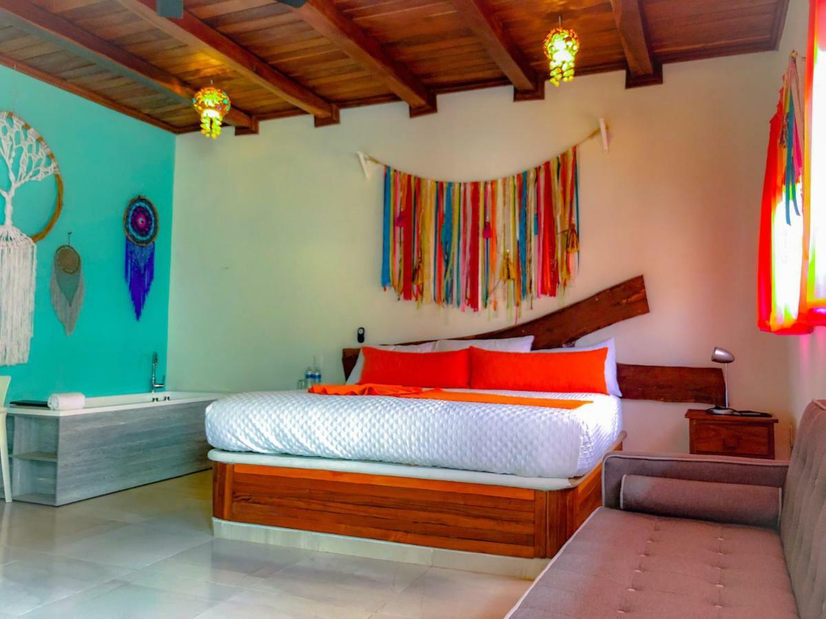 Hacienda Dos Ojos Hotel 4*
