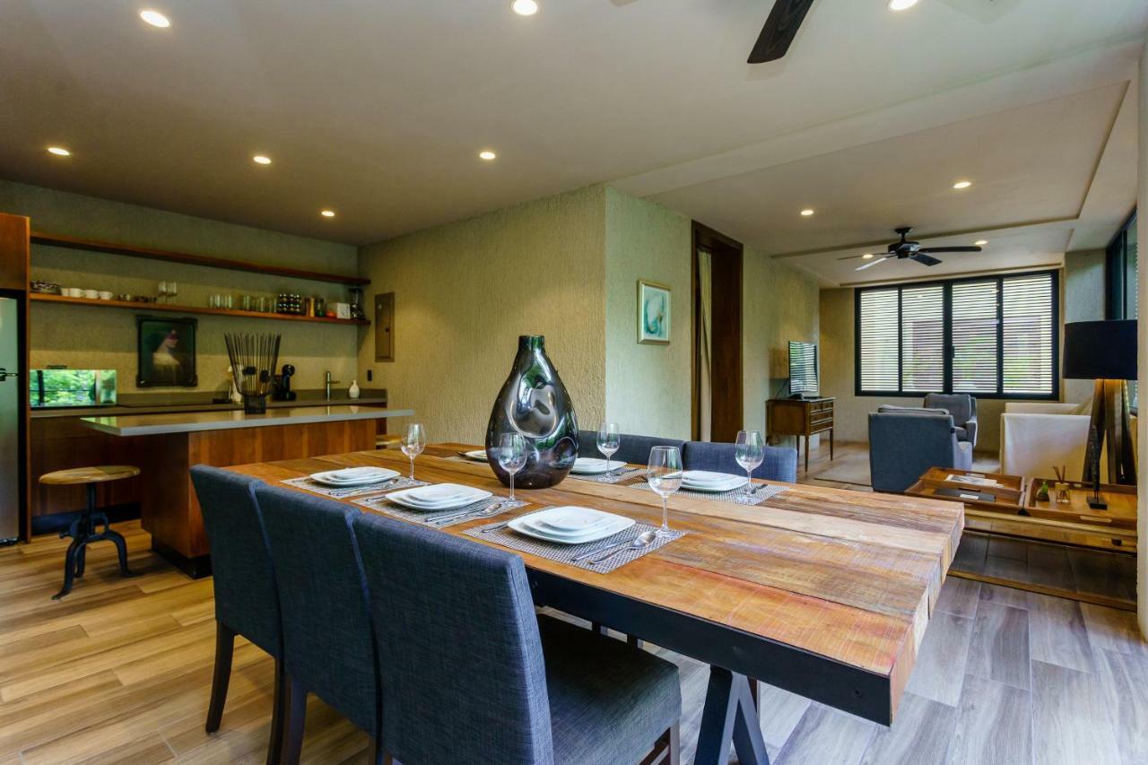 Private Plunge Pool, Art, Spa, Pool With Cabanas