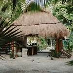Akkuun Tulum - Adults Only