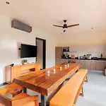 Entire luxury 4BR home Pool, Concierge&Jacuzzi