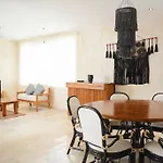 Exclusive, Spacious, Comfy 3 Bedroom Ph With Pool!