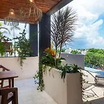 Ujo Condo Boutique