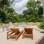Iik Tulum 301