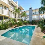 305 Amena Modern Secluded Penthouse W/ Private Pool & Gym
