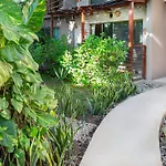 Buena Vida Amazing 2 Bdr In Veleta With Pool