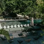 16Tulum