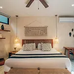 Vida Boho Apart 3 With Special Fee To Access Hotel Bardo