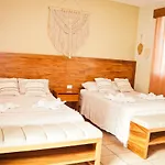 Las Tres Palmas Hotel