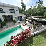 Xaha Villas Suites&Golf Resort
